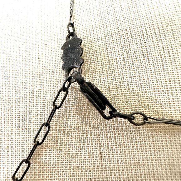 Bellagio rhinestone rectangular pendant necklace - Picture 5 of 10